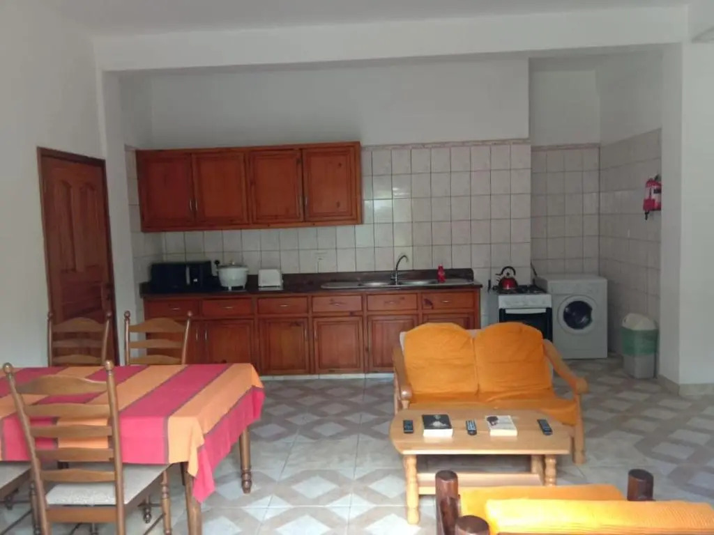 Palmont Commercial Self-Catering Apartments - Beau Vallon
