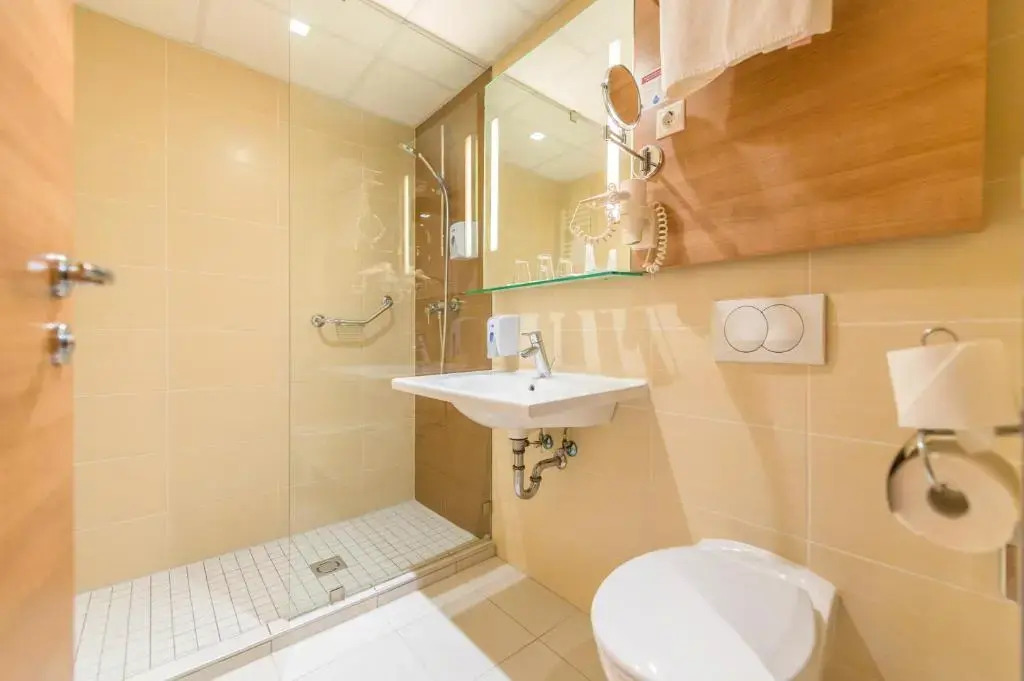 Expo Tower Hotel by Mellow Mood Hotels