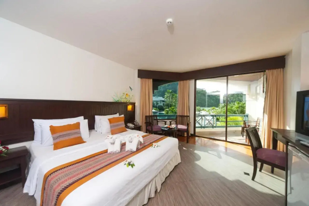 Phi Phi Island Cabana Hotel