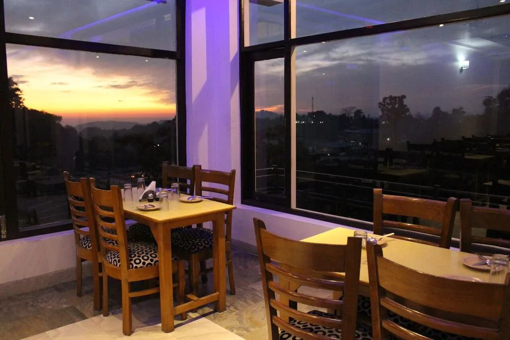 Hotel Vatika - the riverside resort