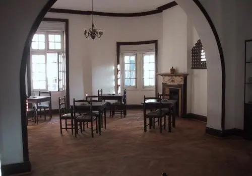 Гресхем Отель