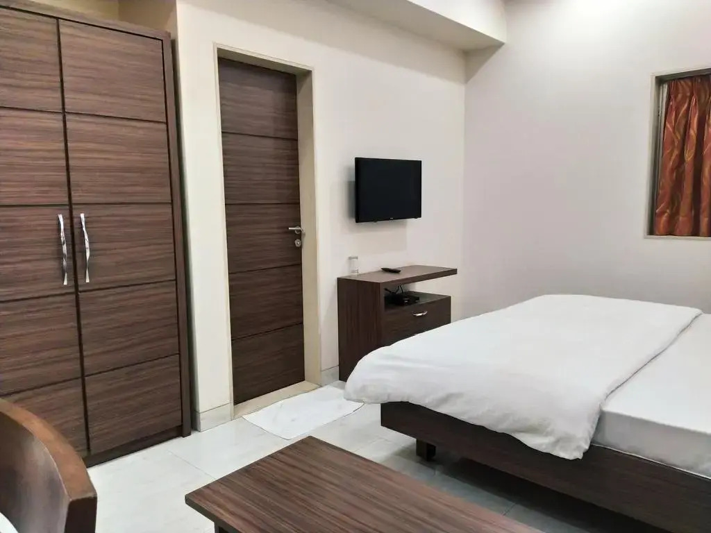 Pals Hotel