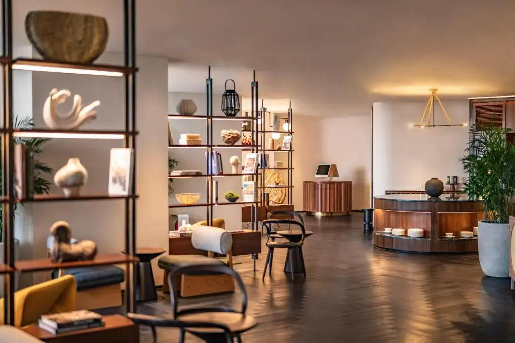 L7 WEST LAKE HANOI By LOTTE HOTELS