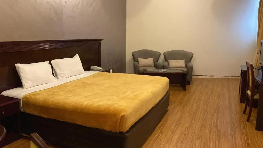 Al Bustan Hotel