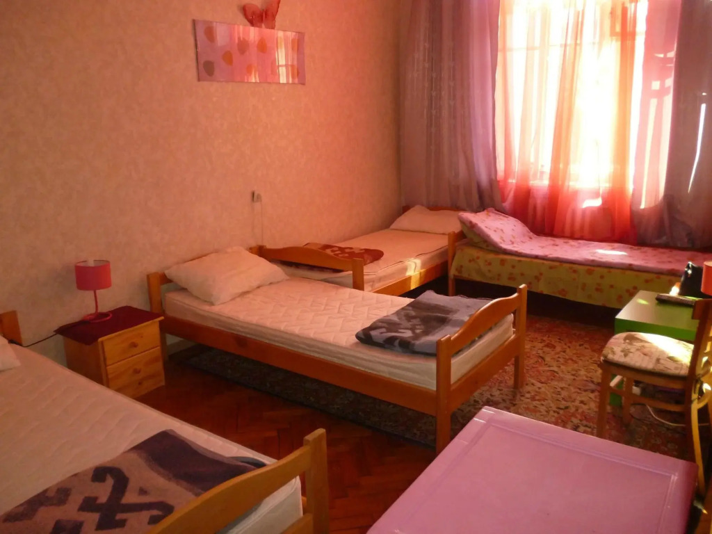 Ester President Hotel