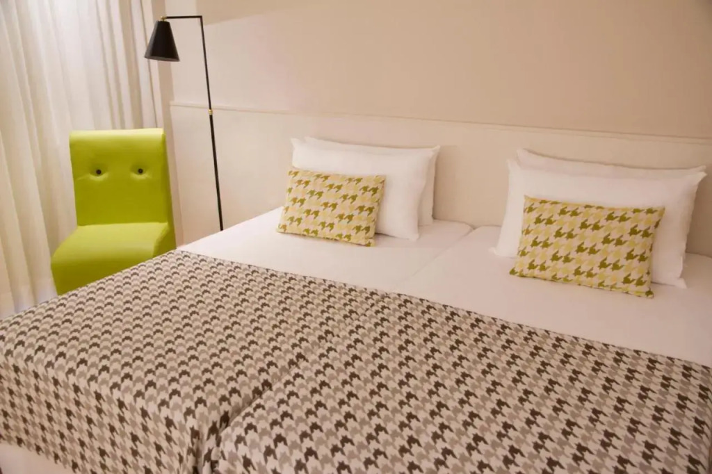 Отель Alegria Plaza Paris