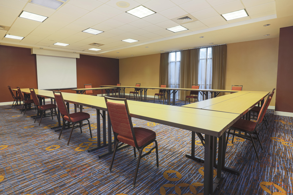 Courtyard by Marriott Austin Airport
