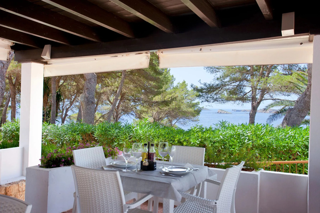 Club Cala Azul