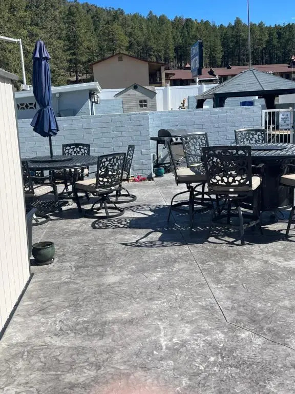 El Rancho Motel