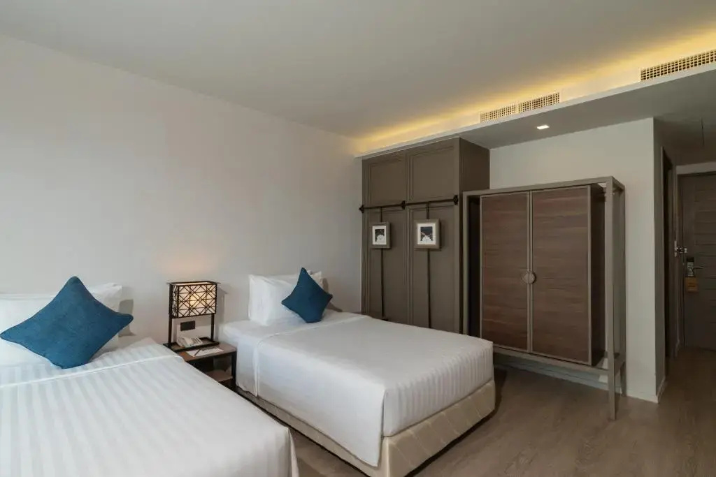 Bella Nara Phuket Naiyang Beach