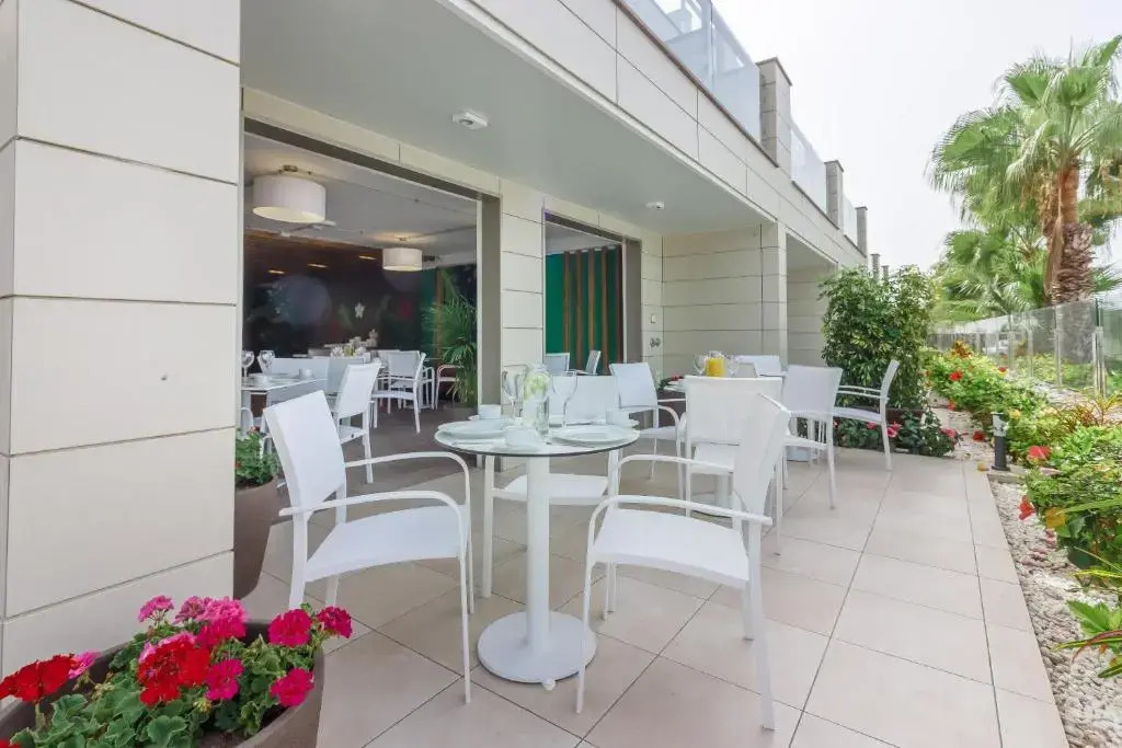 Klayman Diamond Aparthotel