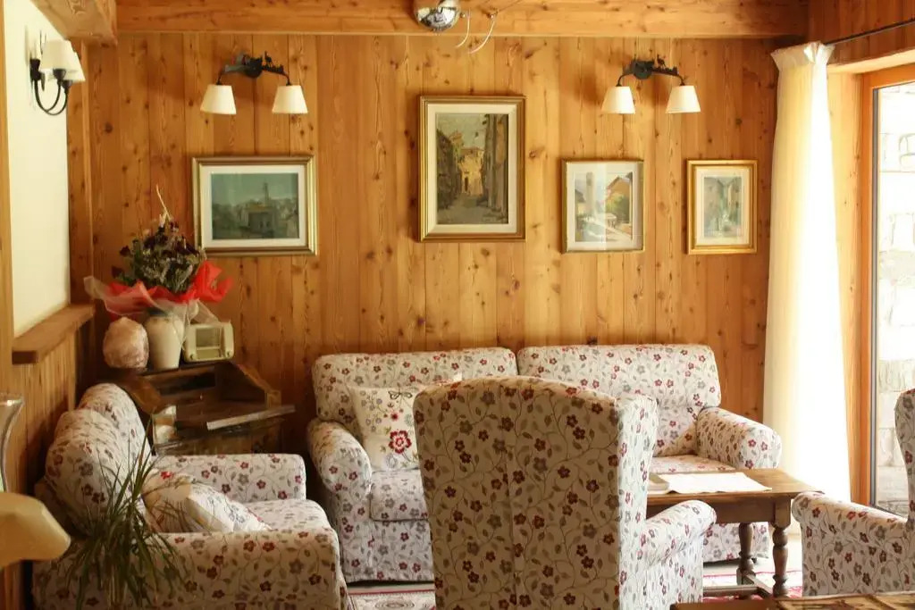 Le Rocher Hotel