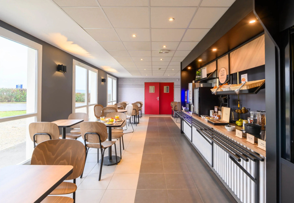 B&B HOTEL Compiègne Thourotte
