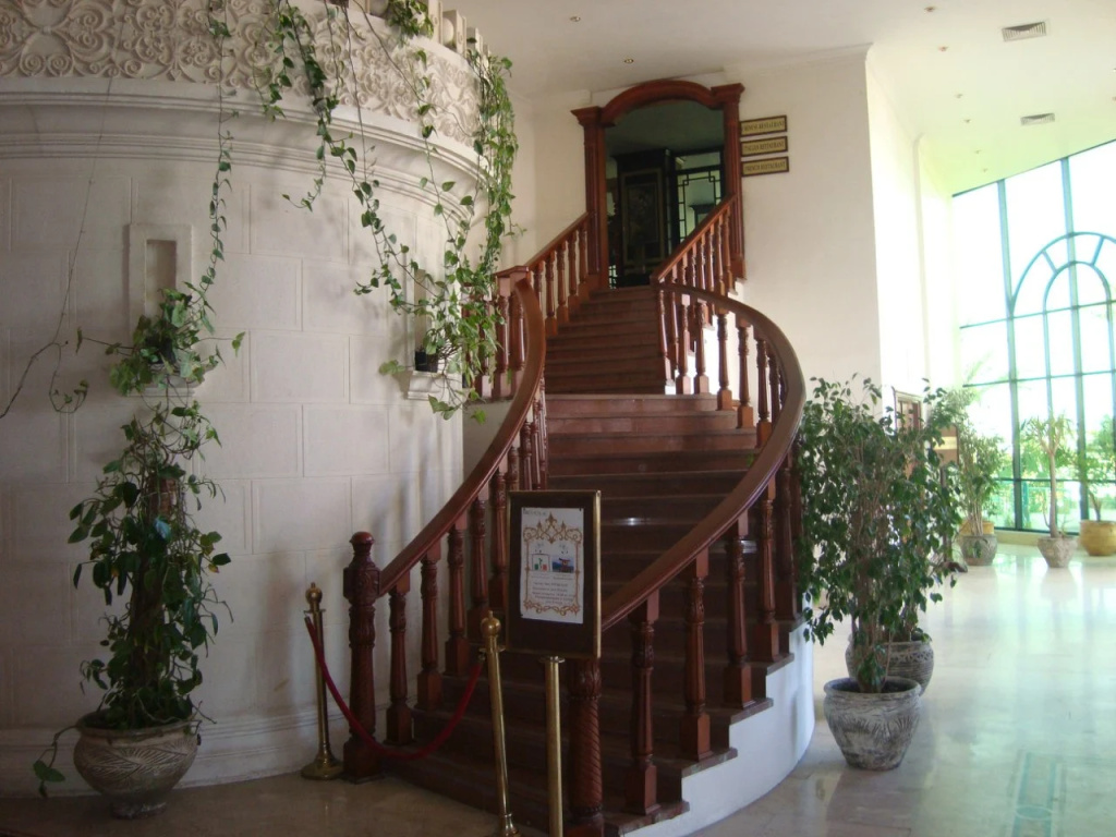 Dessole Royal Rojana Resort