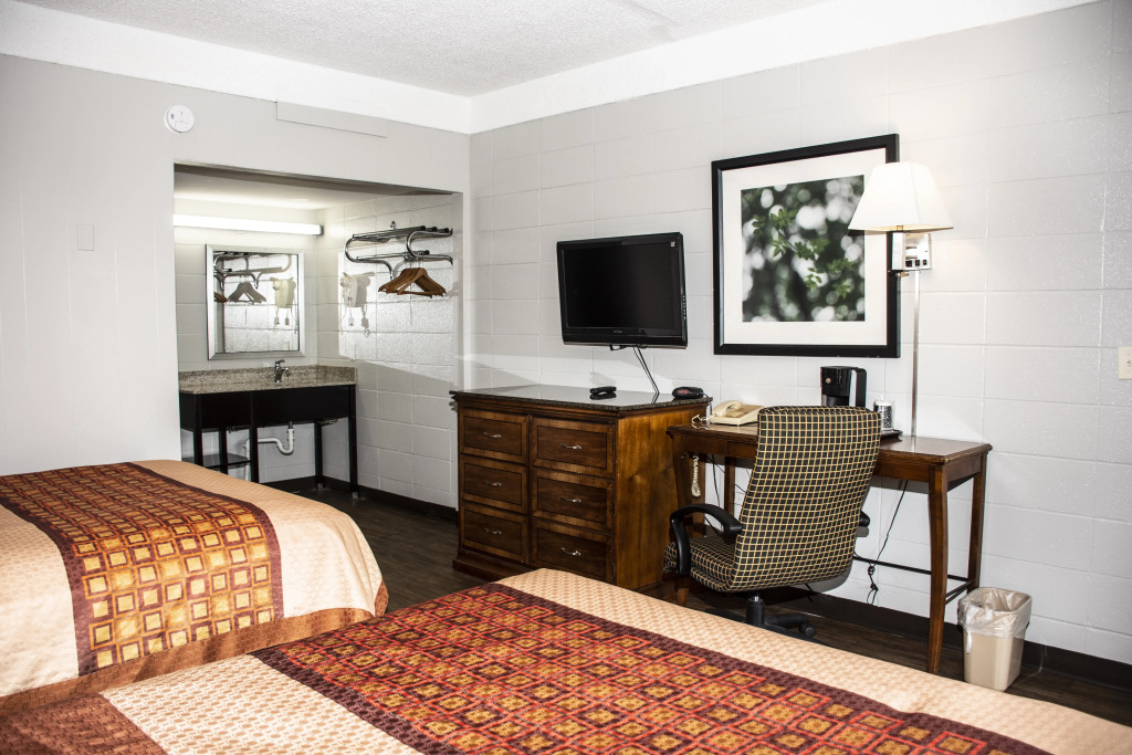 Budget Inn