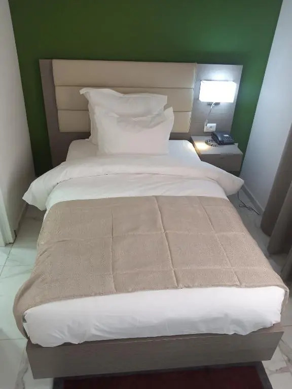 MERINA HOTEL