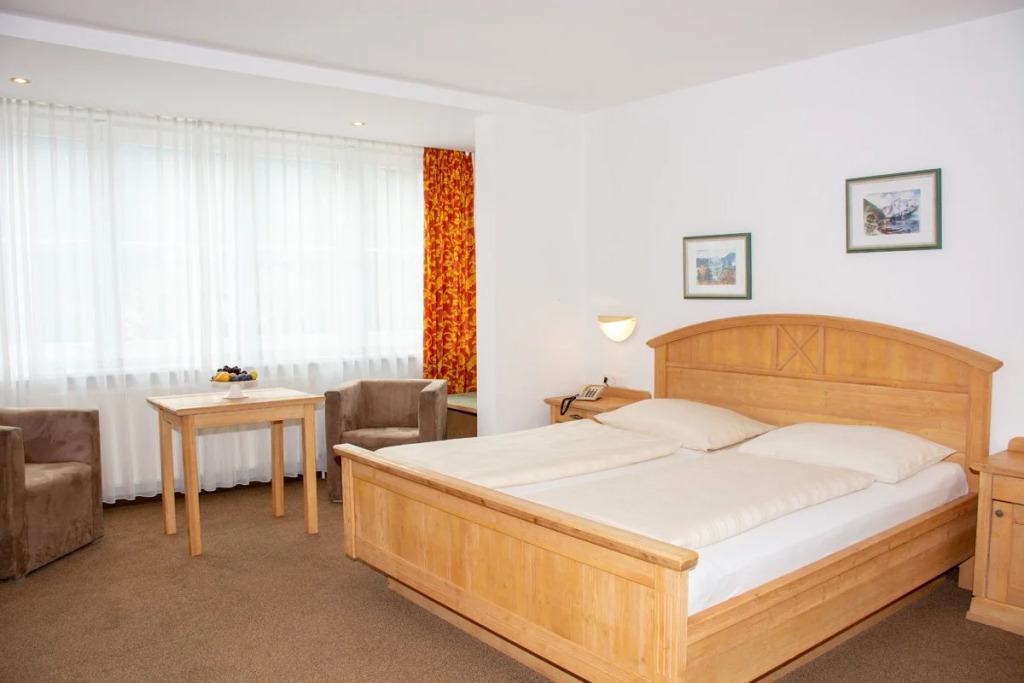 Landhotel Post Ebensee am Traunsee ***S