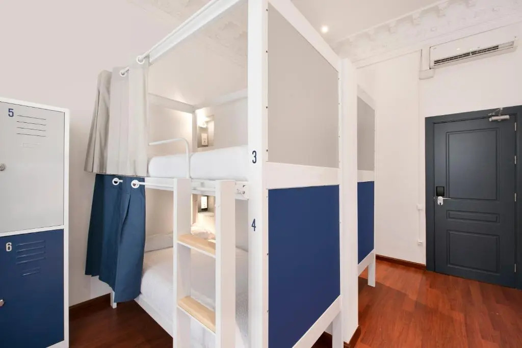 Luxury apartment in central Barcelona