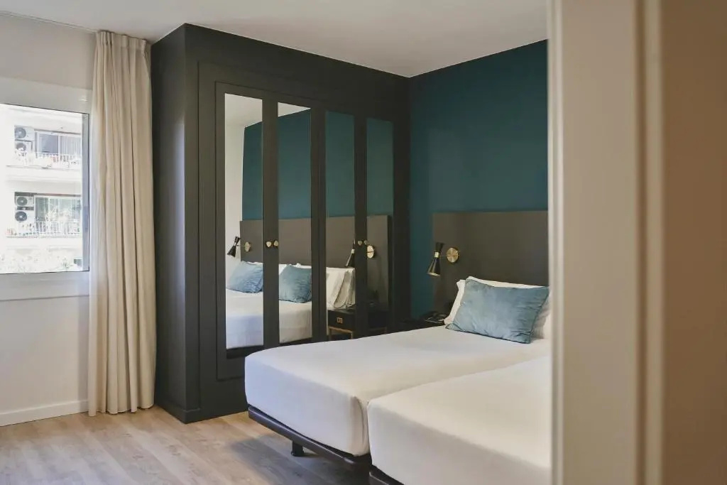 Arenas Atiram Hotel