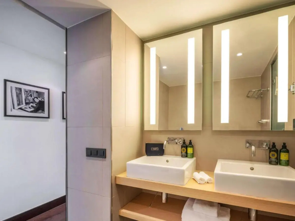Le Louise Hotel Brussels - MGallery Collection