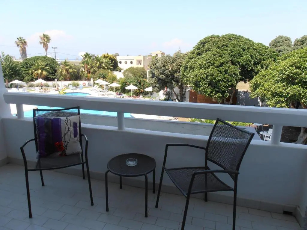 Happy Days Hotel, Adults Only
