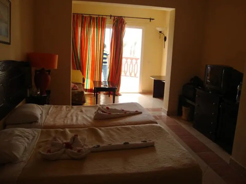 Dessole Nesco Waves Resort