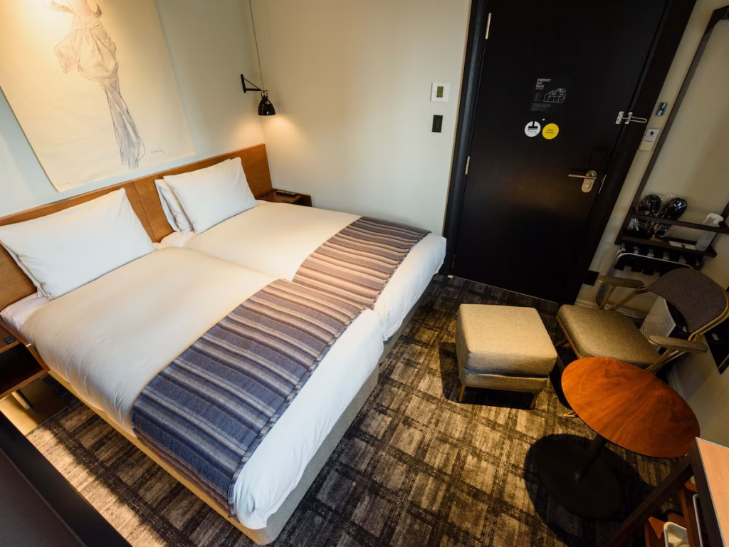 Ebisuholic Hotel