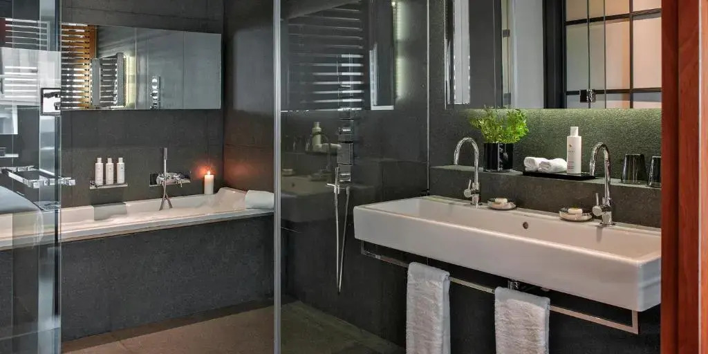 Grand Hotel Central, Small Luxury Hotels