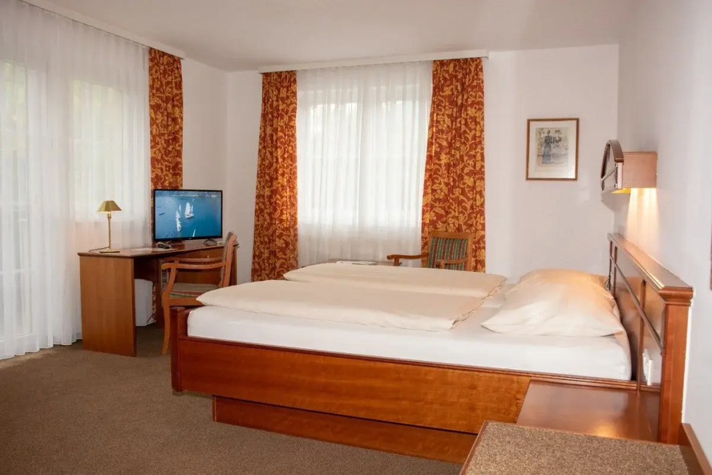 Landhotel Post Ebensee am Traunsee ***S