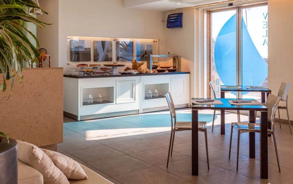 Отель Smy Aran Blu Roma Mare