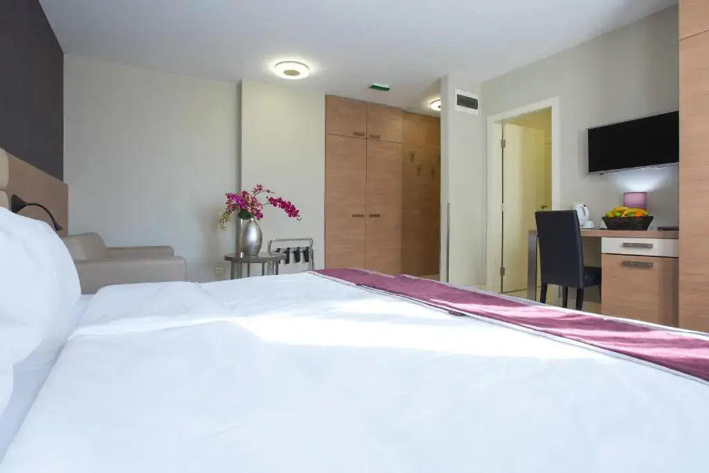 Hotel Srbija Garden-FREE PARKING-upon availability