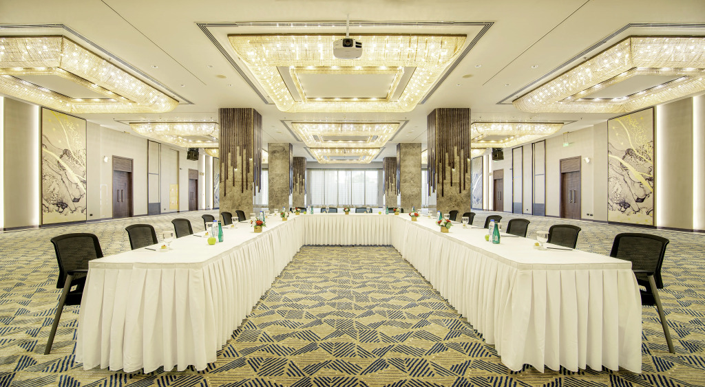 Курортный отель Radisson Blu Hotel & Resort, Abu Dhabi Corniche Hotel