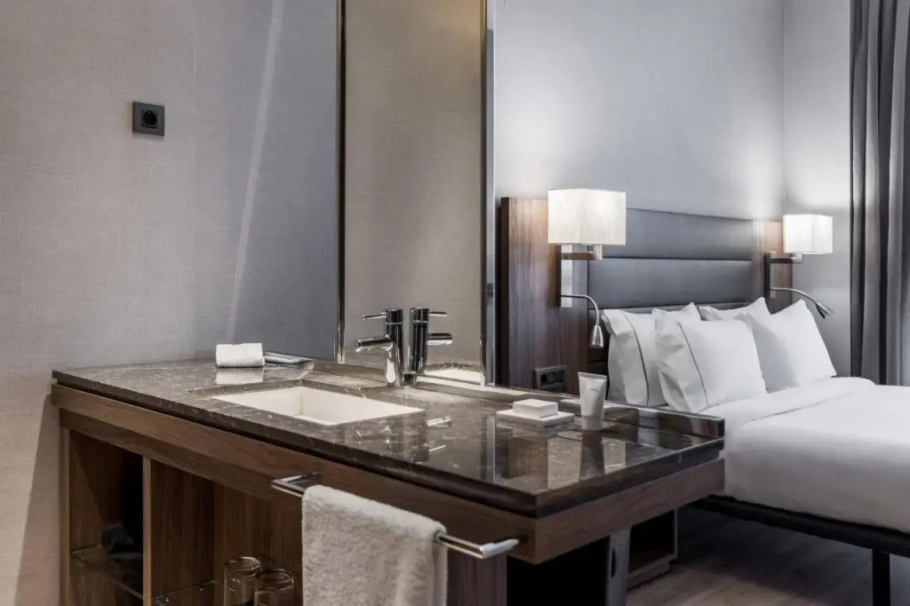 AC Hotel La Finca by Marriott