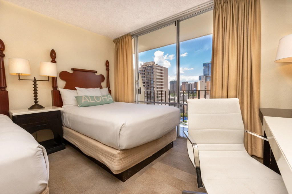 Ohia Waikiki Studio Suites