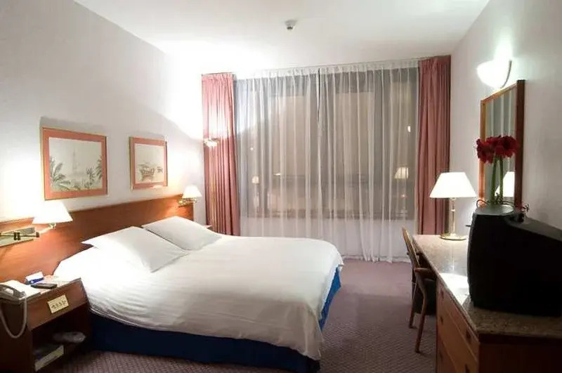 Hilton Corniche Hotel Apartments