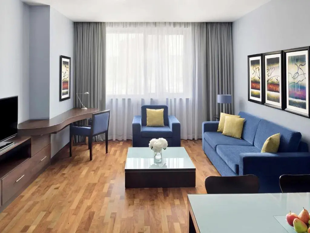 Mövenpick Hotel Apartments Al Mamzar Dubai