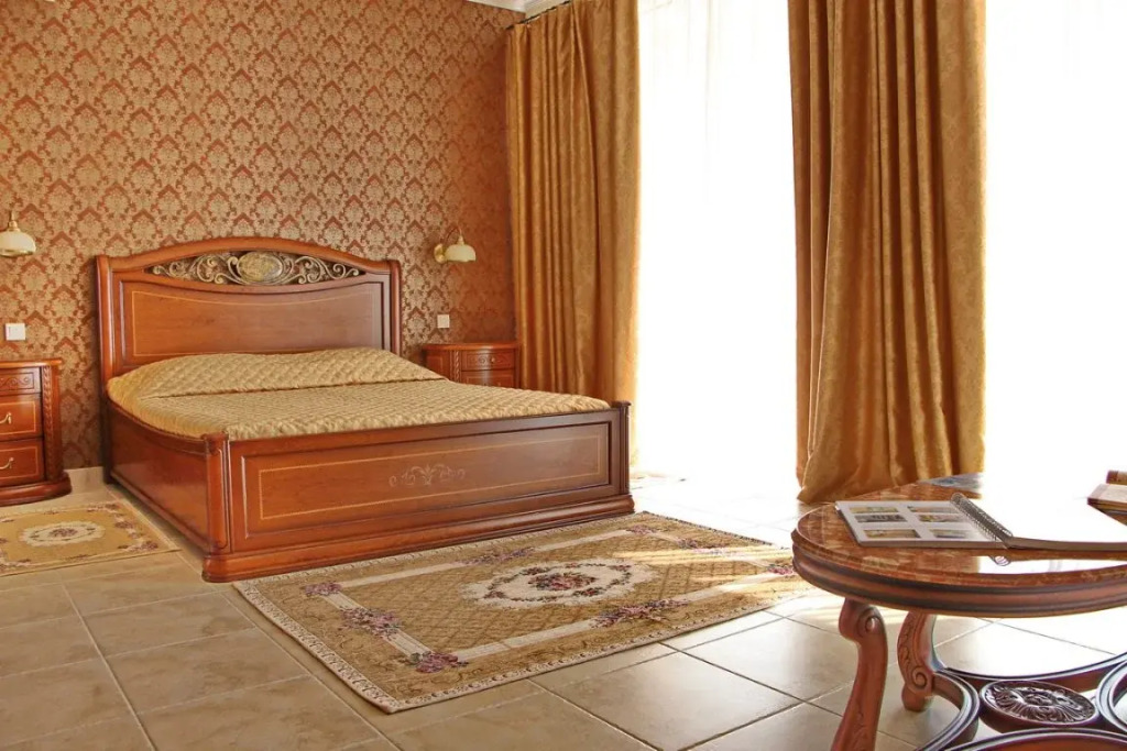 Gavan Beach Club Resort