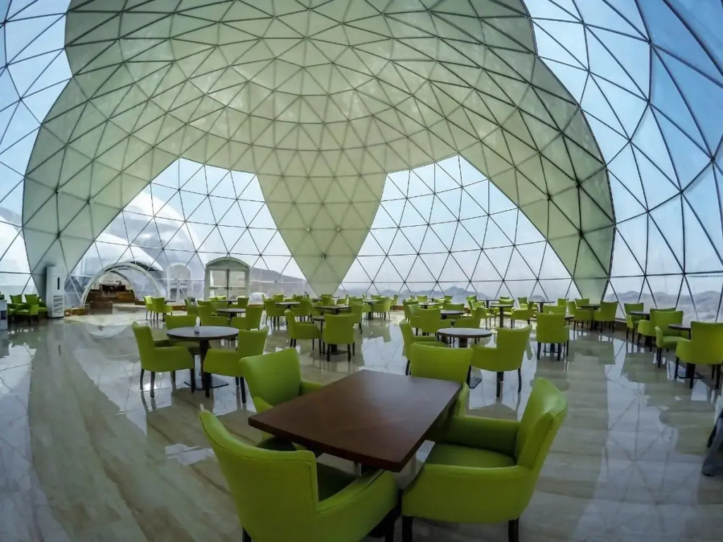 Petra Bubble Luxotel