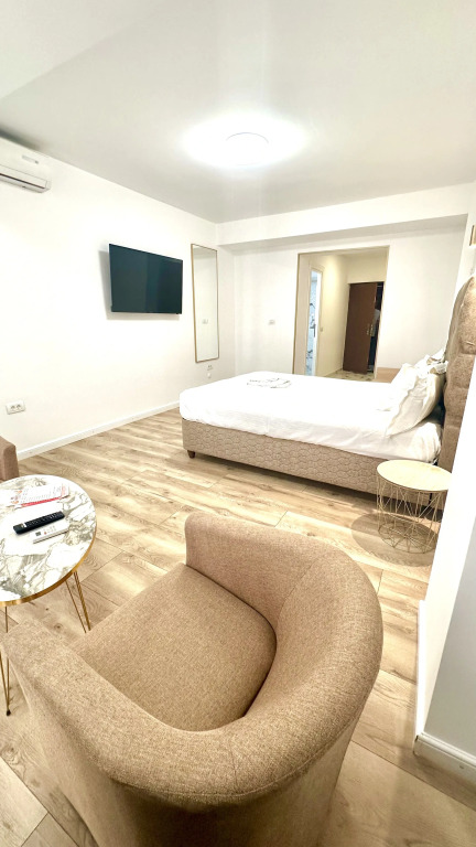 Floria Hotels