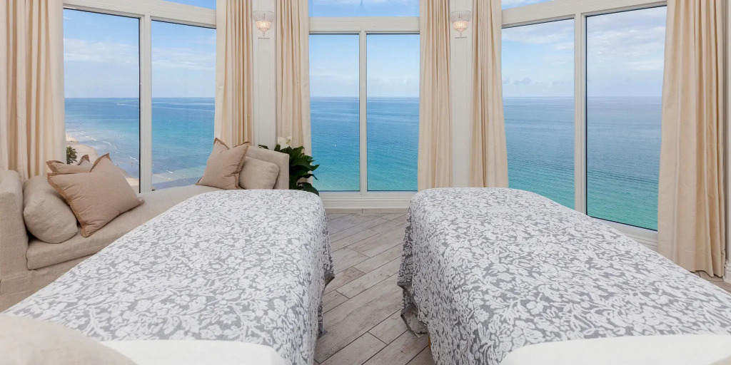 Pelican Grand Beach Resort, a Noble House Resort