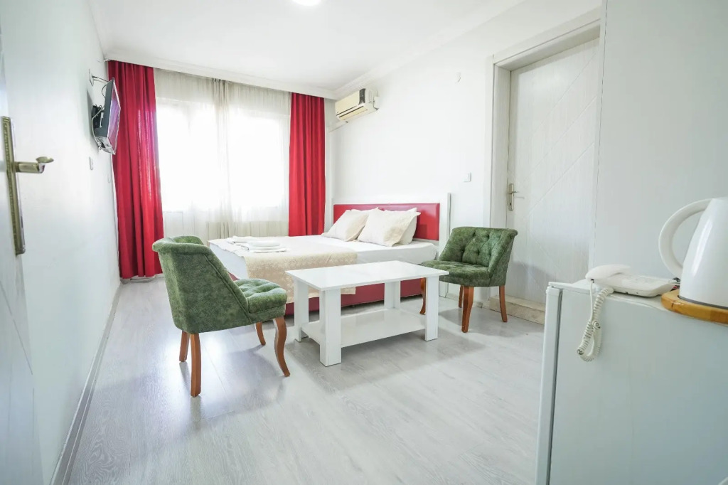 YAŞAM HOTEL