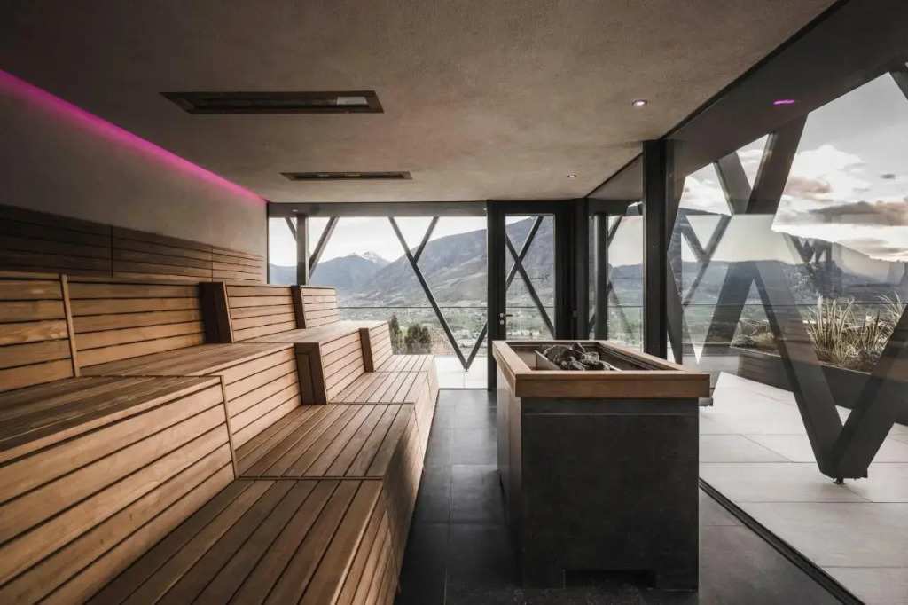 SomVita Suites