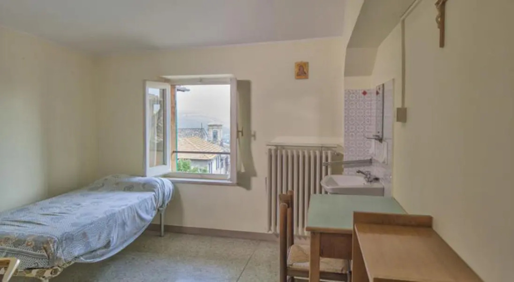 Residenza Universitaria Provvidenza — Female Only (отель для женщин)
