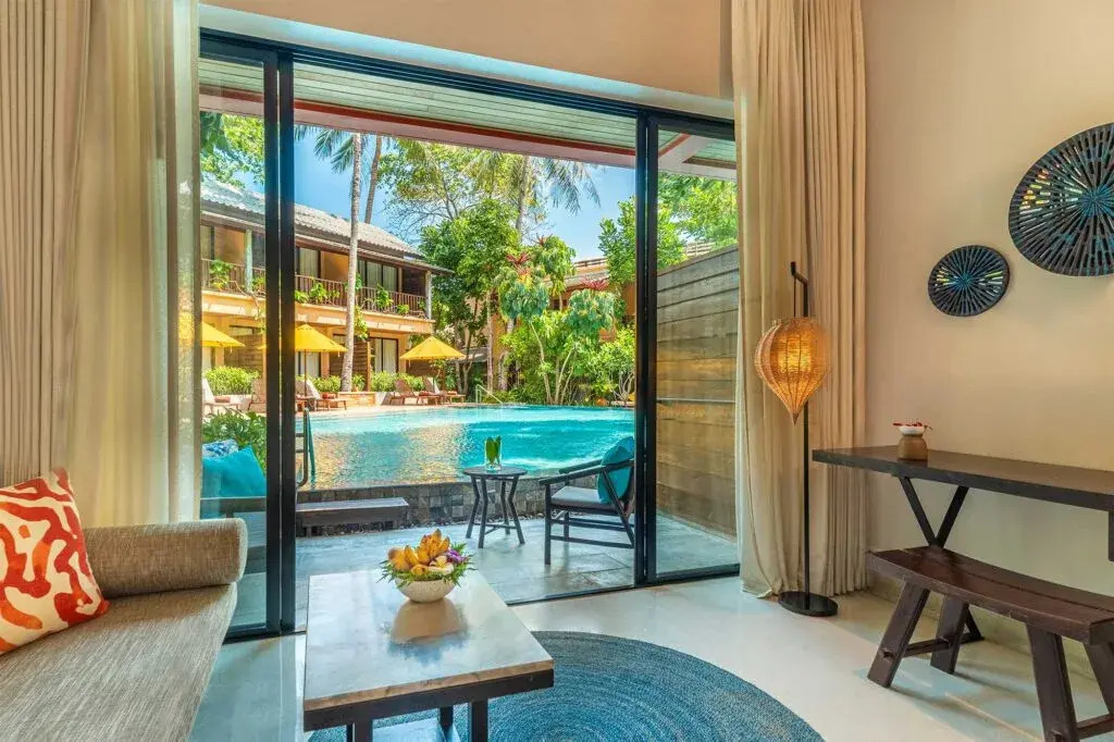 Отель Buri Rasa Village Phangan