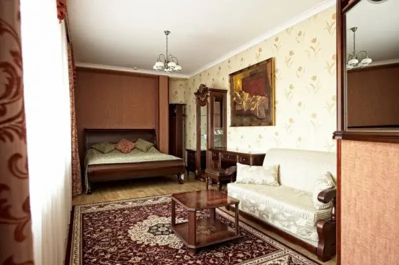 Готель Аерополь