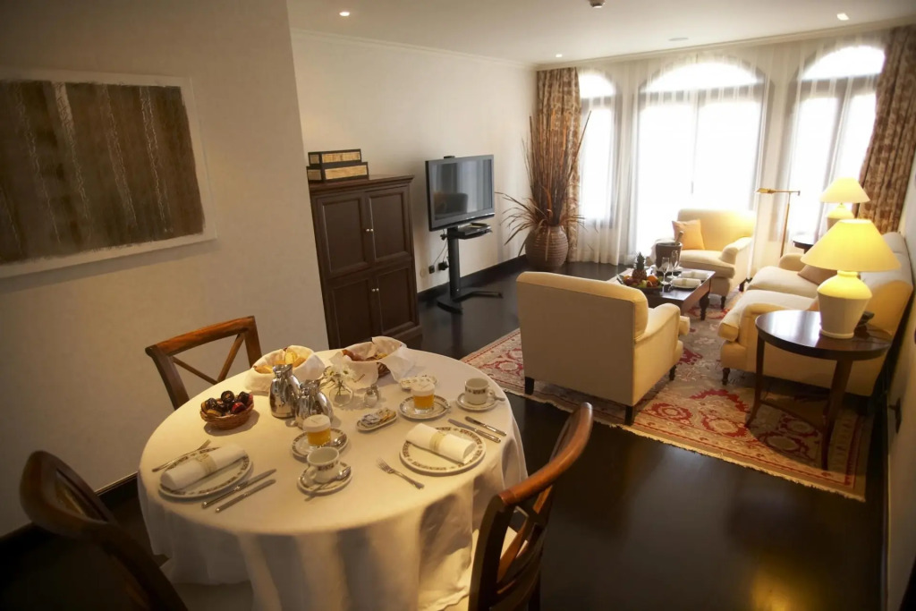 1881 Tenerife Madrigueras Golf Hotel