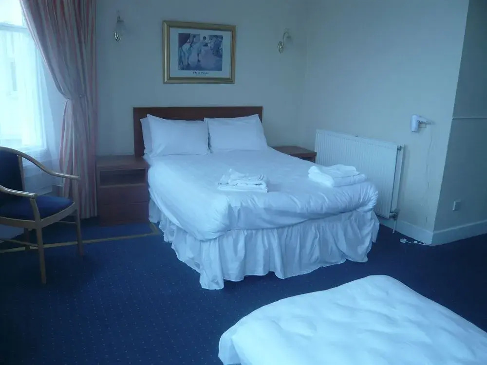 Bourne Hall Hotel