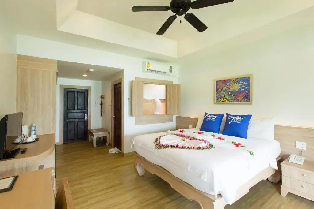 Phi Phi Bayview & Premier Resort