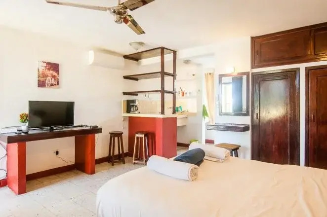 Jewel of Cancun Studio Suites