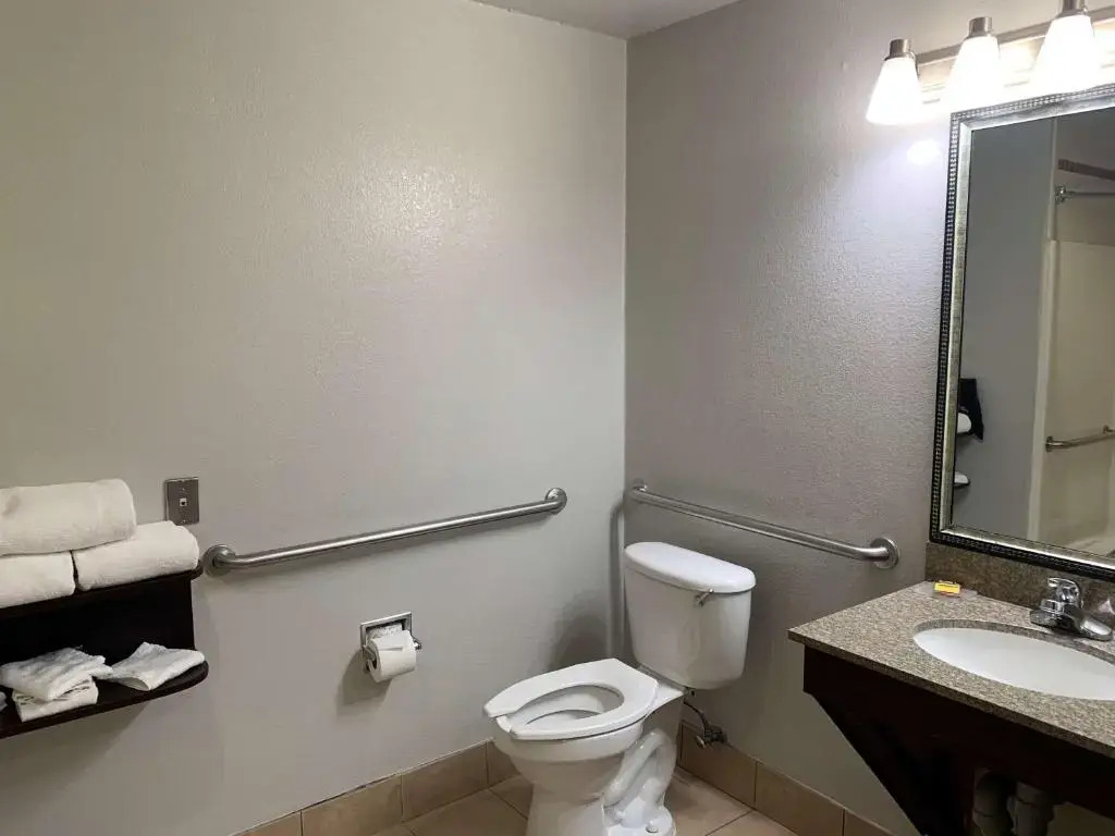 Best Western Plus Lake Worth Inn & Suites